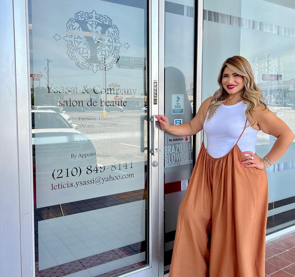 Salon Entrance